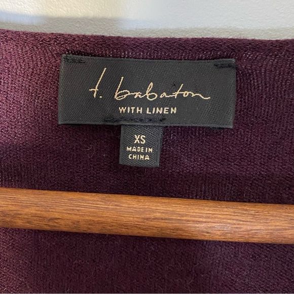 Aritiza Babaton Burgundy V-Neck Sweater Size XS - Picture 4 of 6